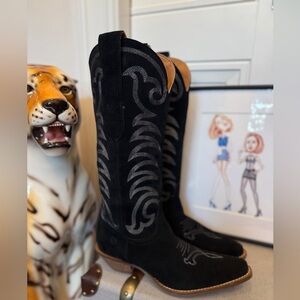 NWOB Dingo 2184 Womens Movin On Black Suede Cowboy Boots 10 Western Tall